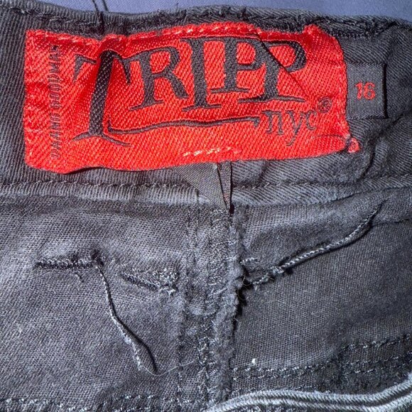 Black Vintage Tripp NYC Skinny Jeans w/Skull Details Sz 16 - Picture 2 of 7